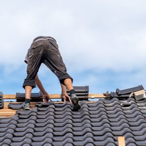 bungalow roof building from ceramic roofing by an expert